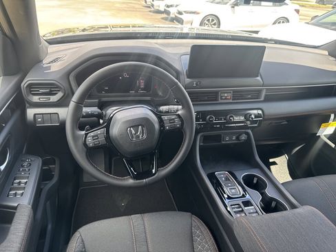 New 2026 Honda Pilot Sport image 11