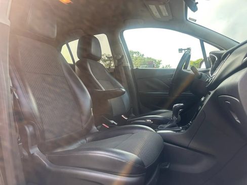 Used 2019 Buick Encore Preferred AWD/4WD image 13