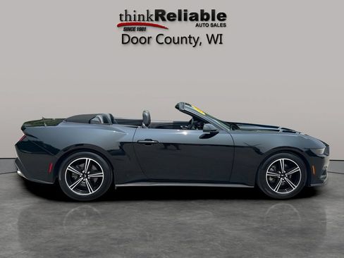 Used 2025 Ford Mustang Premium RWD image 7