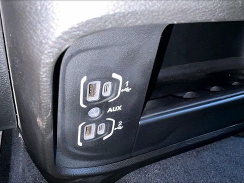 Used 2024 RAM 2500 Laramie w/ Safety Group AWD/4WD image 24