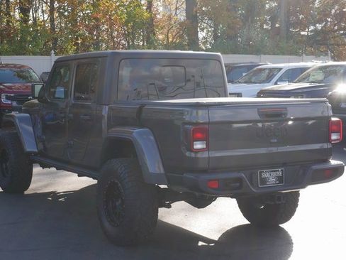 Used 2022 Jeep Gladiator Sport image 9