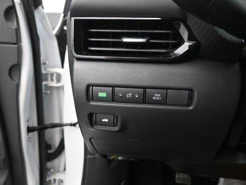 New 2025 Nissan Sentra SV w/ All-Weather Package image 12