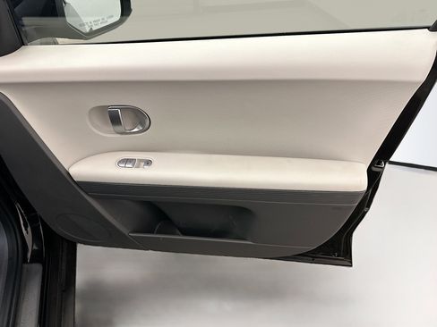 Used 2024 Hyundai Ioniq 5 SEL image 33