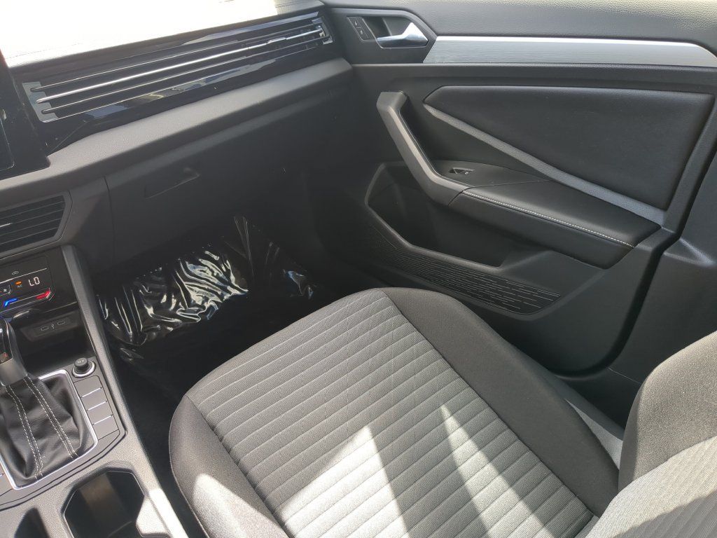 Certified 2026 Volkswagen Jetta S FWD image 14