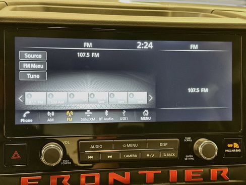 Used 2025 Nissan Frontier PRO-4X w/ Interior Protection Package AWD/4WD image 21