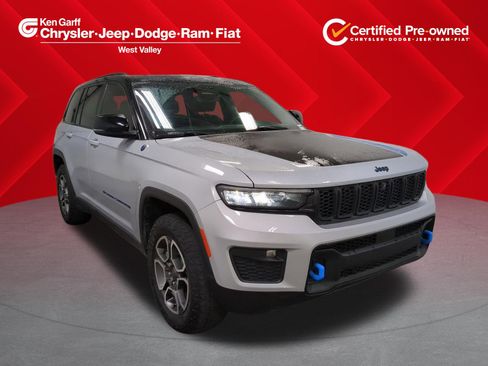 Certified 2022 Jeep Grand Cherokee Trailhawk image 1