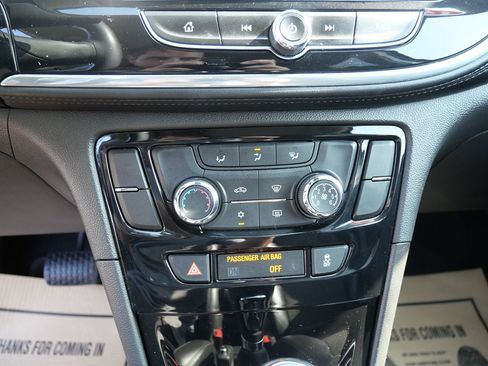 Used 2019 Buick Encore Preferred image 18