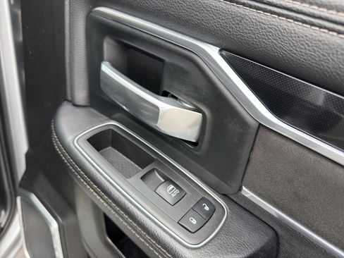 Used 2019 RAM 2500 Laramie AWD/4WD image 16