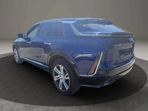 Used 2024 Cadillac Lyriq Tech AWD/4WD image 7