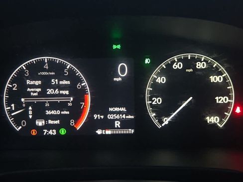 Used 2023 Honda Pilot Touring image 18