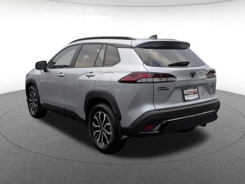 New 2026 Toyota Corolla Cross AWD Hybrid w/ Moonroof Package image 4