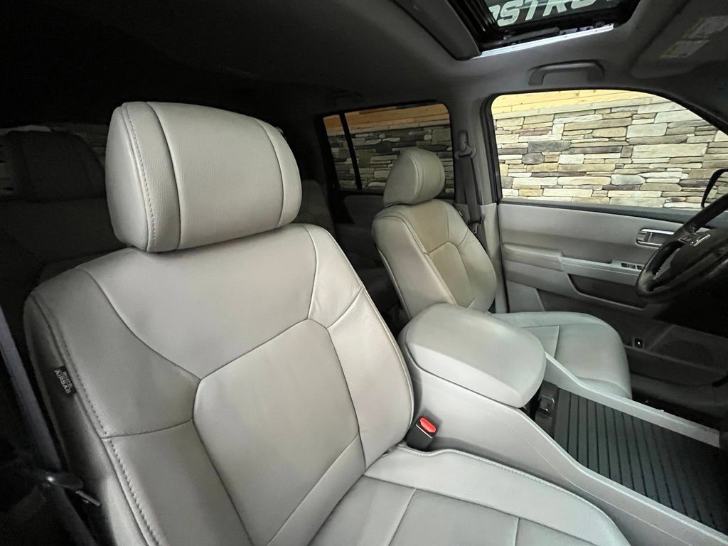 Used 2014 Honda Pilot EX-L image 32