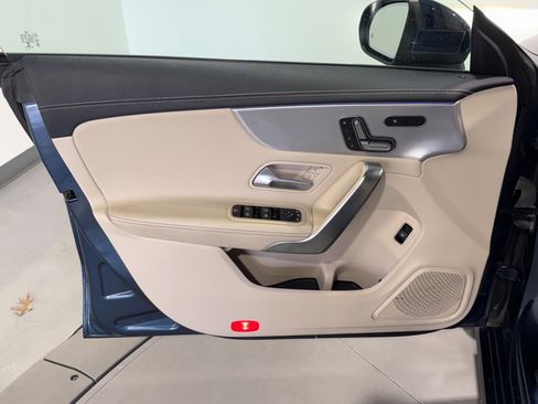 Used 2020 Mercedes-Benz CLA 250 image 18