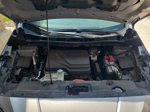 Used 2025 Nissan Leaf S FWD image 16