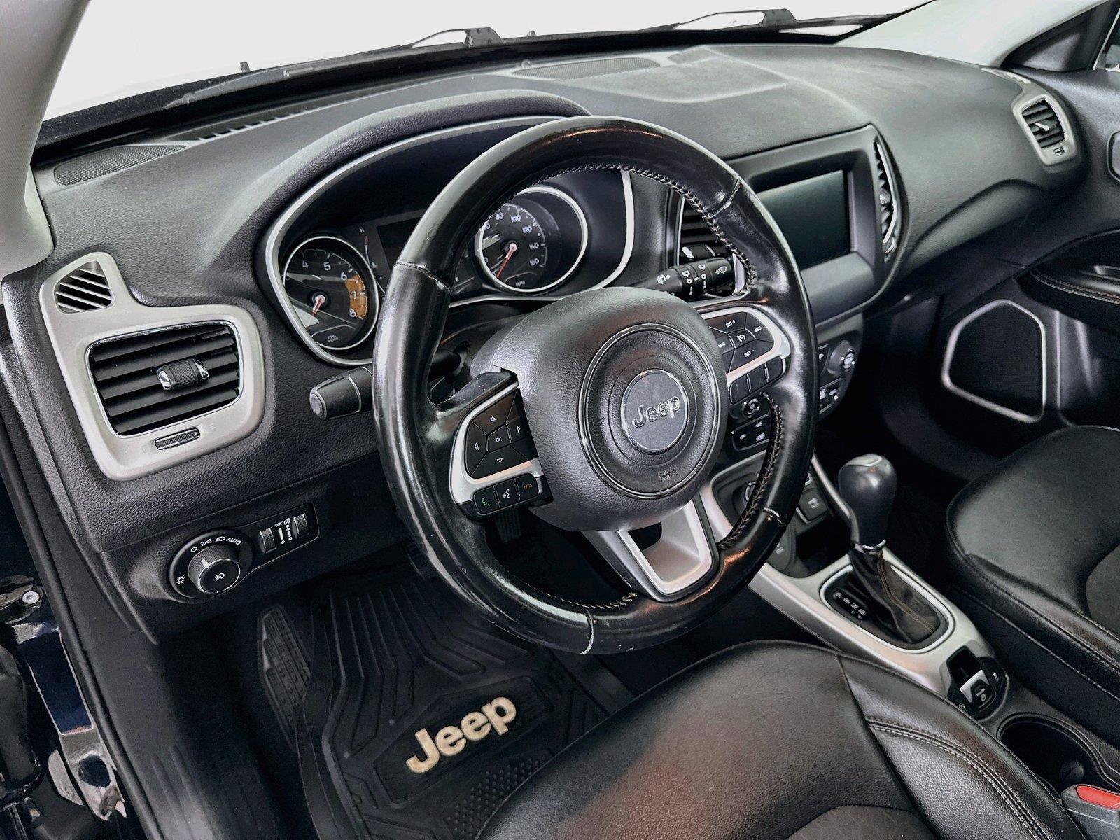 Used 2020 Jeep Compass Latitude w/ Cold Weather Group AWD/4WD image 22