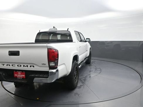 Used 2022 Toyota Tacoma SR5 AWD/4WD image 51