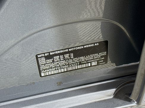 Used 2024 BMW 330i Sedan w/ Convenience Package RWD image 40