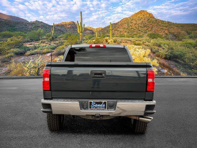 Used 2018 Chevrolet Silverado 1500 LT w/ All Star Edition AWD/4WD image 5