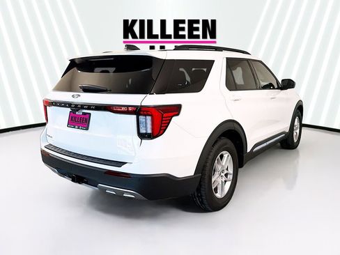 New 2025 Ford Explorer Active w/ Active Comfort Package image 7