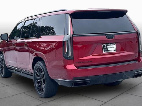 Used 2023 Cadillac Escalade ESV Sport Platinum w/ LPO, ONYX Package AWD/4WD image 12