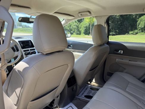 Used 2009 Ford Edge SEL image 15