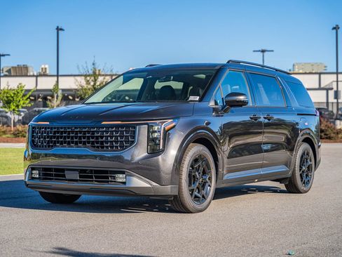 New 2026 Kia Carnival SX image 2