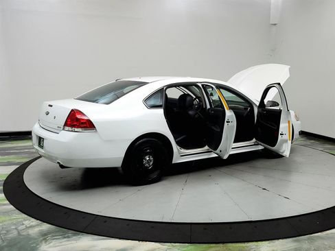 Used 2016 Chevrolet Impala Police FWD image 11