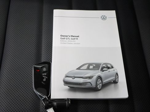Used 2024 Volkswagen Golf R image 63