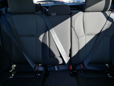 Used 2024 Subaru Crosstrek 2.0i Premium image 32