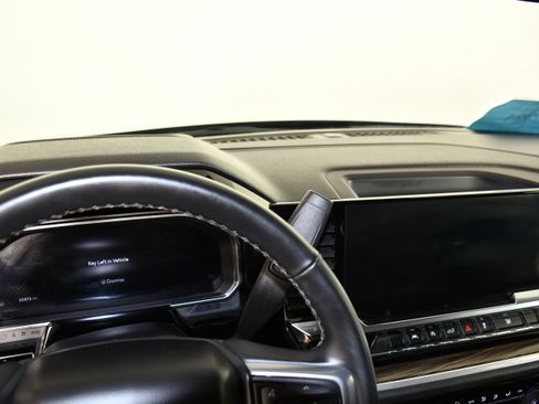 Used 2026 Chevrolet Silverado 1500 LT AWD/4WD image 9