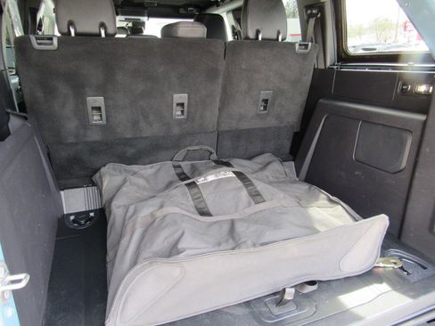 Used 2023 Ford Bronco Badlands image 39