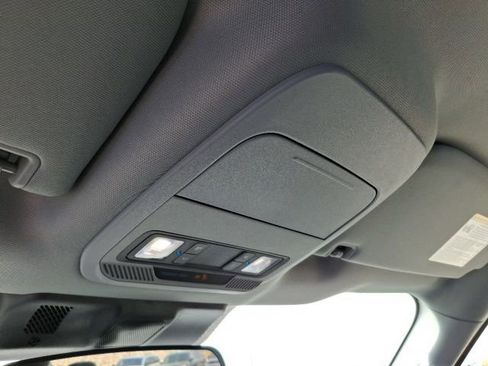 Used 2023 Ford F150 XLT image 18