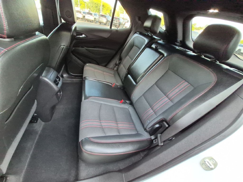 Used 2023 Chevrolet Equinox RS FWD image 23