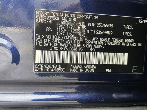 Used 2020 Toyota RAV4 XLE Premium image 40