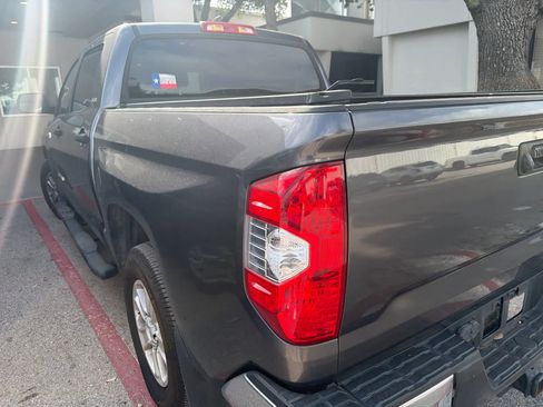 Used 2021 Toyota Tundra SR5 w/ SR5 Upgrade Package RWD image 10