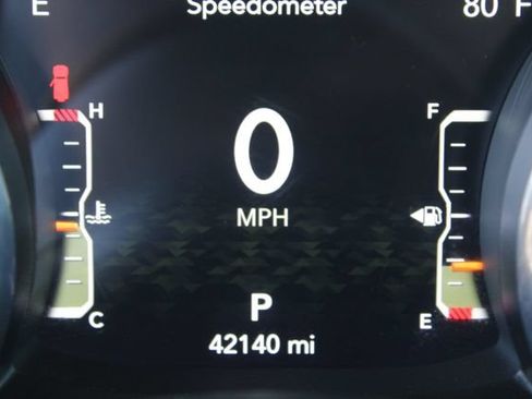 Used 2022 Jeep Wrangler Unlimited Sahara AWD/4WD image 20
