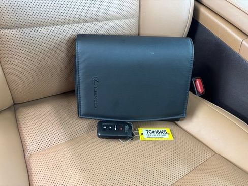 Used 2017 Lexus ES 350 w/ Premium Package FWD image 33