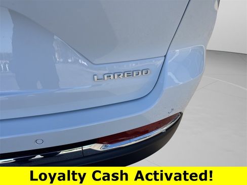 New 2025 Jeep Grand Cherokee Laredo w/ Luxury Tech Group I image 27