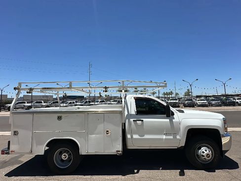 Used 2016 Chevrolet Silverado 3500 W/T RWD image 5
