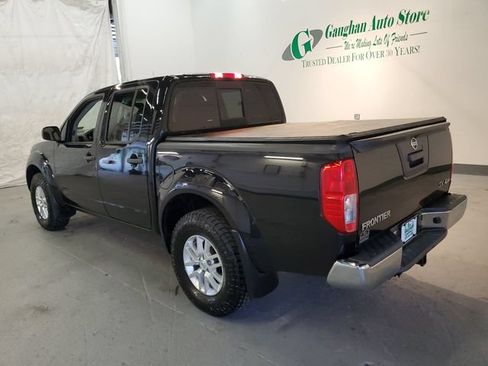 Used 2020 Nissan Frontier SV w/ SV Utility Package AWD/4WD image 3