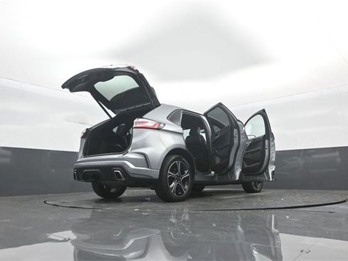 Certified 2020 Ford Edge ST image 45