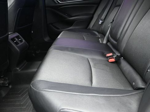 Used 2019 Honda Accord Sport image 16