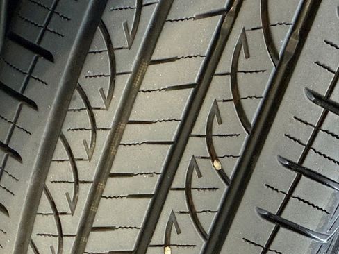 Certified 2025 Toyota Corolla LE image 18