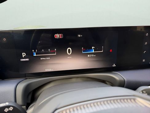 Used 2026 Nissan Sentra SL w/ Floor Mat Package FWD image 22