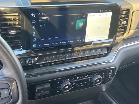 Used 2023 Chevrolet Silverado 1500 ZR2 w/ Technology Package image 14