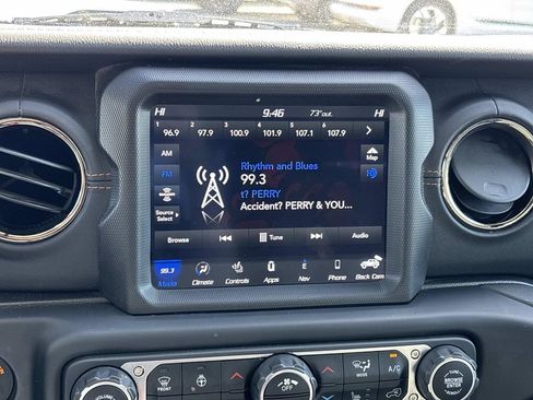 Used 2021 Jeep Wrangler Unlimited Sahara image 19