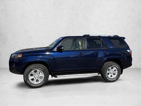 Certified 2023 Toyota 4Runner SR5 Premium w/ Moonroof Package AWD/4WD image 4