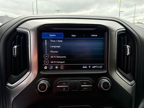 Used 2020 Chevrolet Silverado 1500 RST image 17