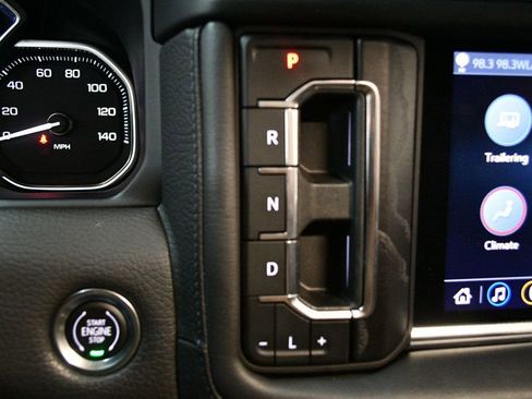 Used 2021 GMC Yukon Denali w/ Denali Premium Package image 71