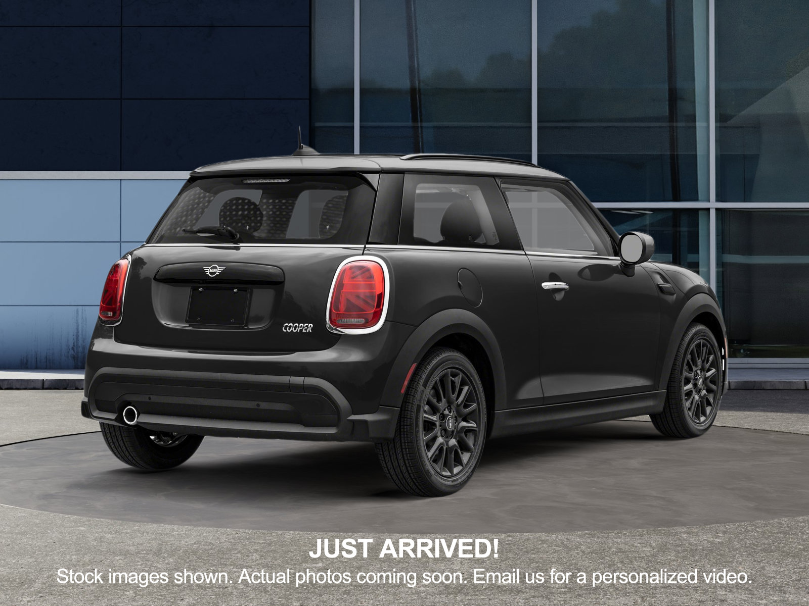 Used 2023 MINI Cooper S FWD image 2